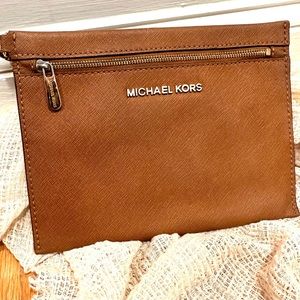 Michael Kors medium sized wristlet wallet